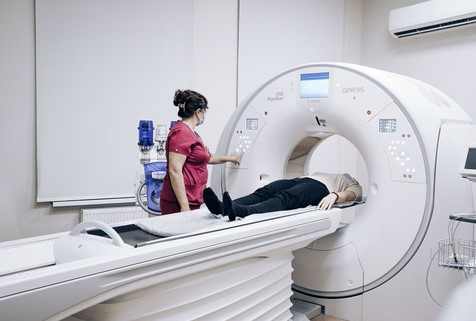 Настройка компьютерного томографа перед началом процедуры