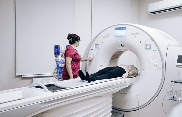 Положение пациента во время компьютерной томографии