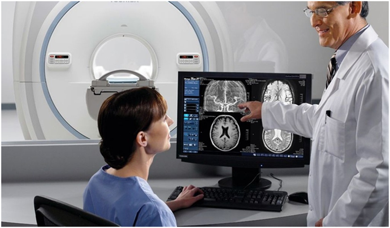 Смоделированное изображение МРТ головы